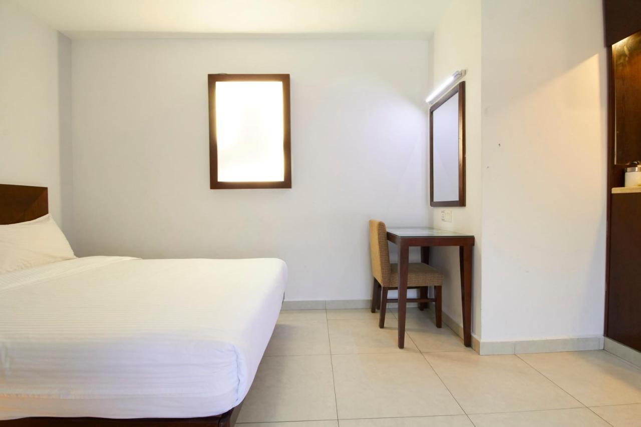 Kepong Hotel Kuala Lumpur Exterior foto